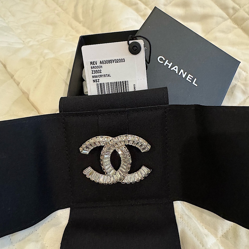 Authentic Chanel Baguette Crystal CC brooch